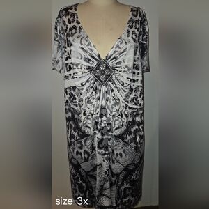Apt. 9 Black and White Patterned V-Neck Blouse